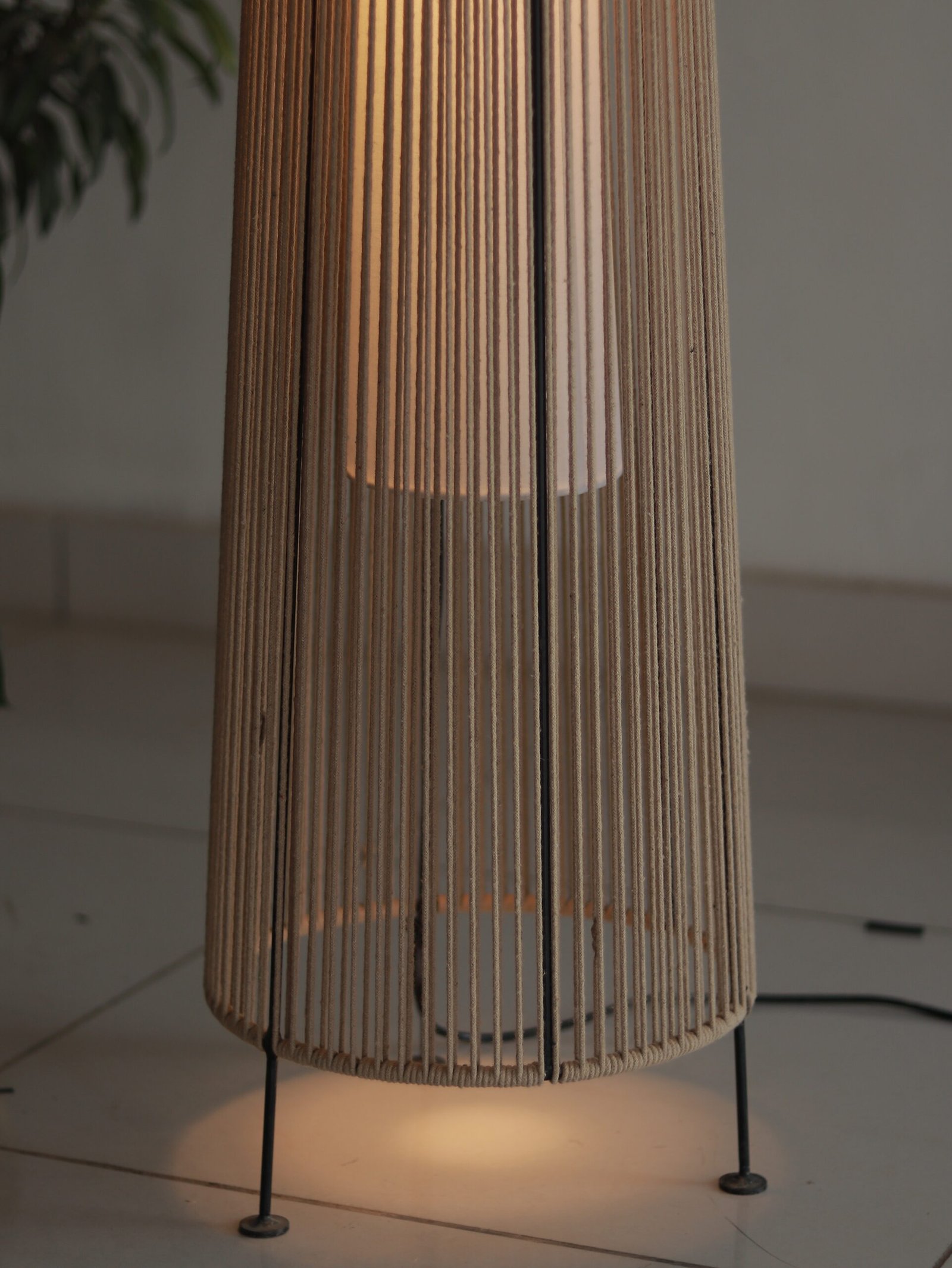Taarini Floor Lamp - Image 3